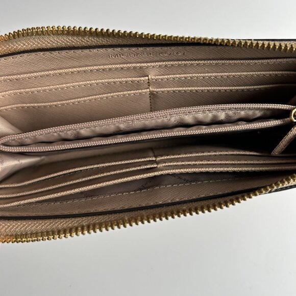 Michael Kors Jet Set Travel Large Leather Quarter-Zip Wallet in Beige/Tan - Picture 6 of 12